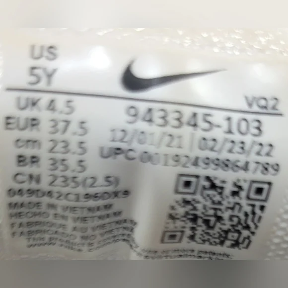 NIKE Air Max 270 GS Youth Size 5Y Women's 6.5 White Athletic Running Sneakers. - Picture 4 of 13